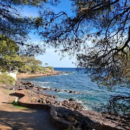 Les 3 Sources D'aiguebonne, Vue Et Esterel, Plages A Pied * Saint-Raphaël